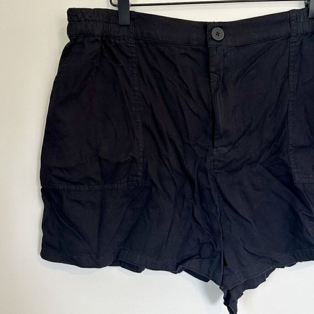 NWT BP by Nordstrom Black Pull-On Cargo Shorts - Size: 1X - Picture 6 of 8